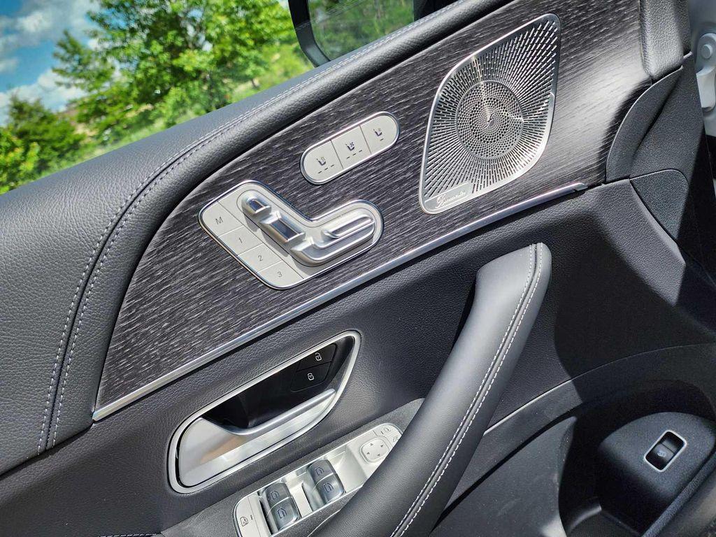 new 2025 Mercedes-Benz AMG GLE 53 car, priced at $100,405