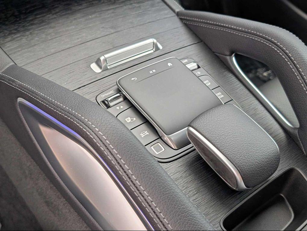 new 2026 Mercedes-Benz GLE 450 car, priced at $89,565