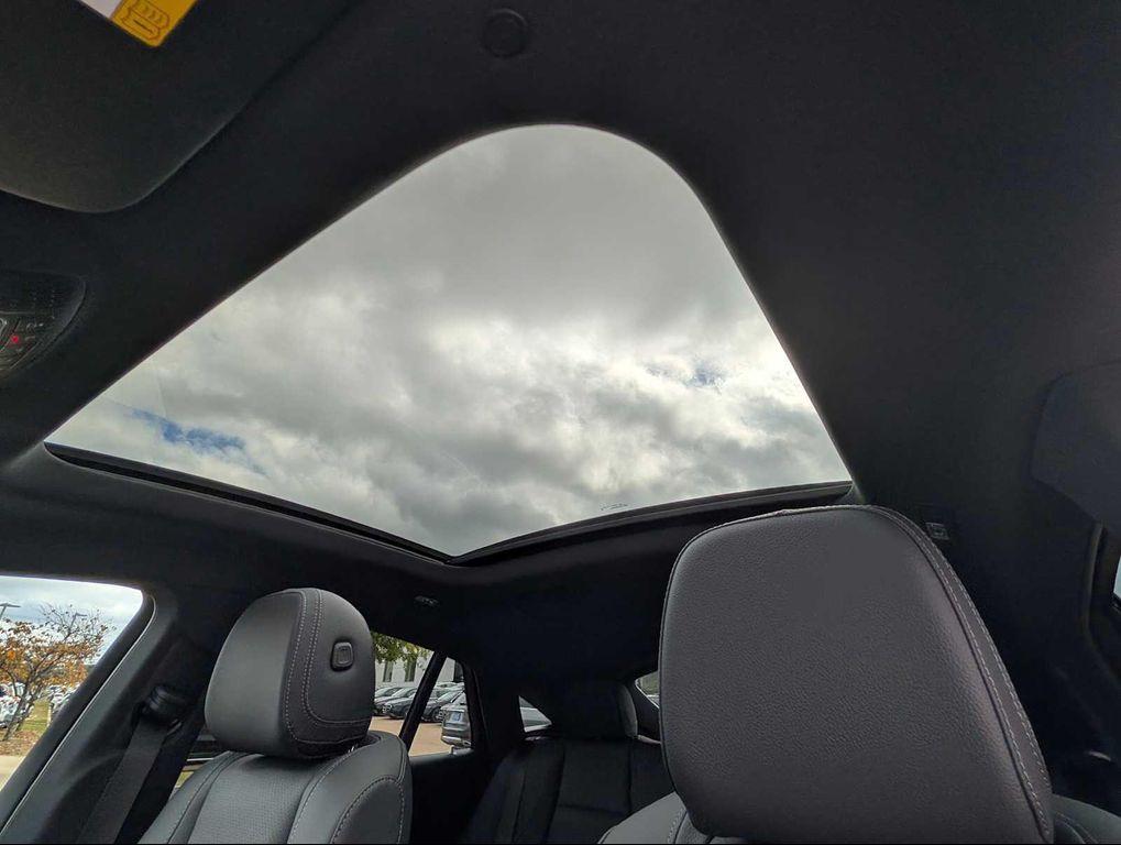 new 2026 Mercedes-Benz GLE 450 car, priced at $89,565