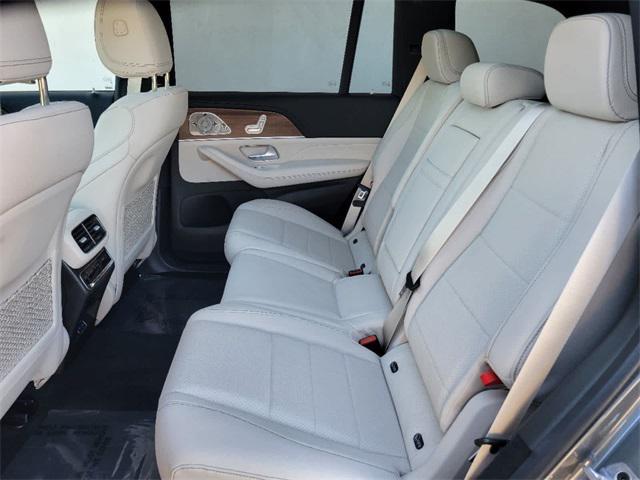 new 2025 Mercedes-Benz GLS 450 car, priced at $98,175