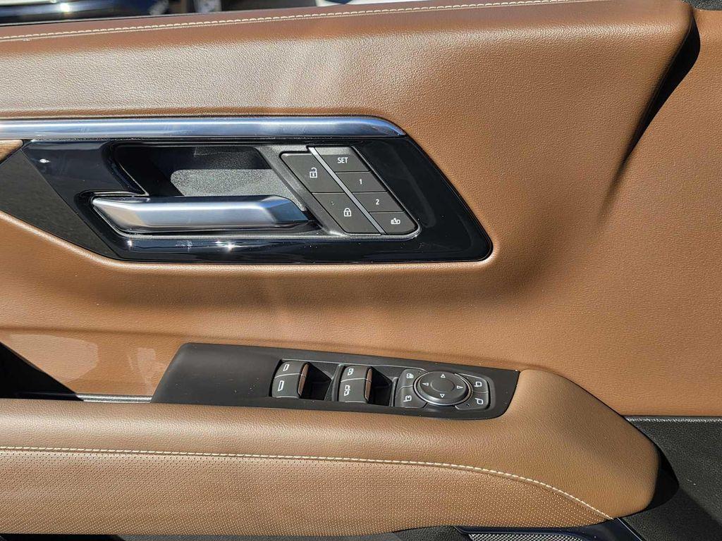 used 2025 Chevrolet Tahoe car, priced at $80,500