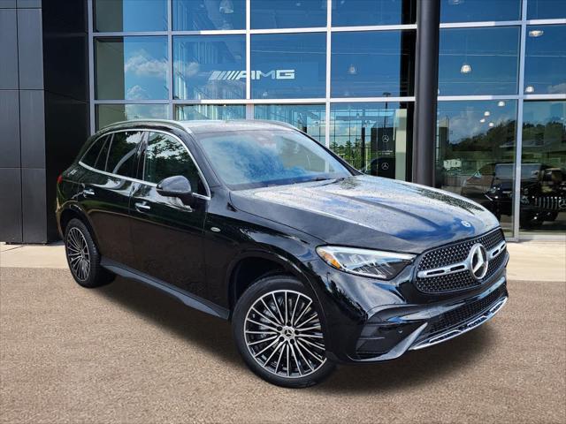 new 2025 Mercedes-Benz GLC 350e car, priced at $70,175