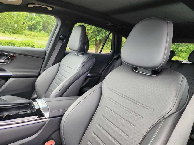 new 2025 Mercedes-Benz GLC 350e car, priced at $70,175