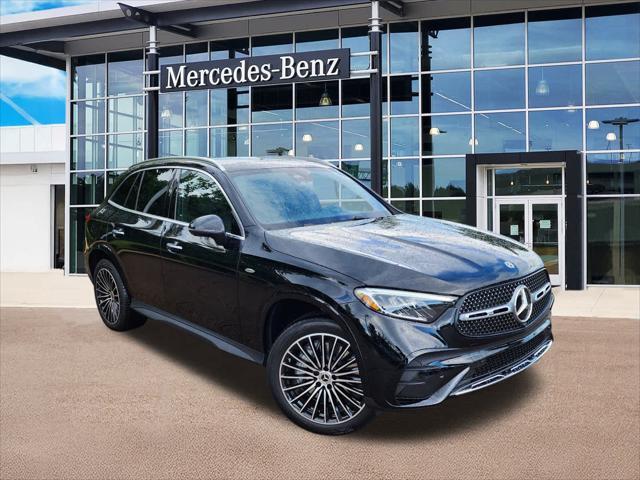 new 2025 Mercedes-Benz GLC 350e car, priced at $70,175