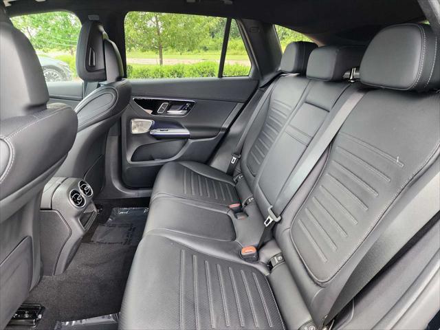 new 2025 Mercedes-Benz GLC 350e car, priced at $70,175