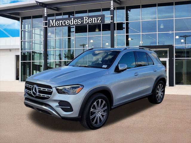 new 2025 Mercedes-Benz GLE 450 car, priced at $75,795
