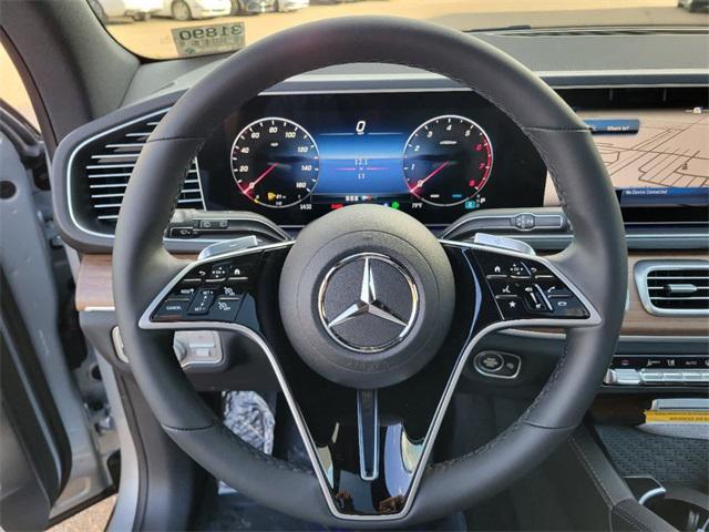 new 2025 Mercedes-Benz GLE 450 car, priced at $75,795
