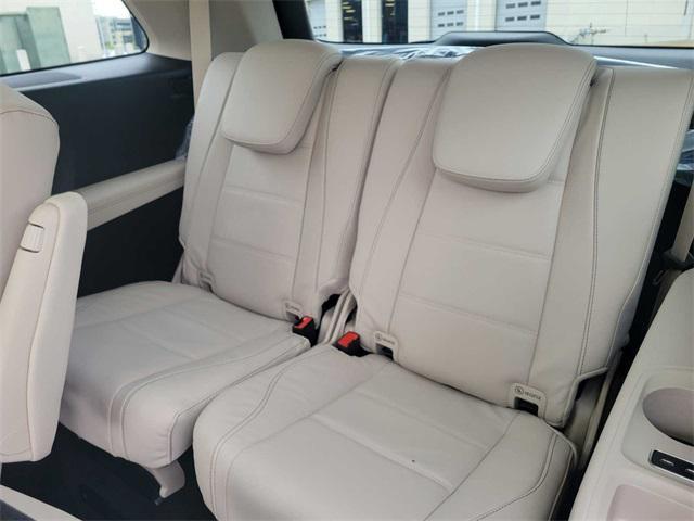 new 2025 Mercedes-Benz GLS 580 car, priced at $126,530