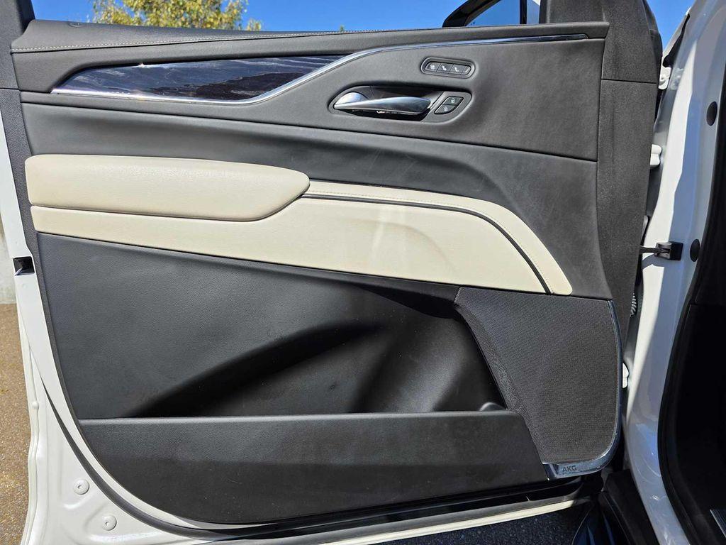 used 2021 Cadillac Escalade ESV car, priced at $49,788