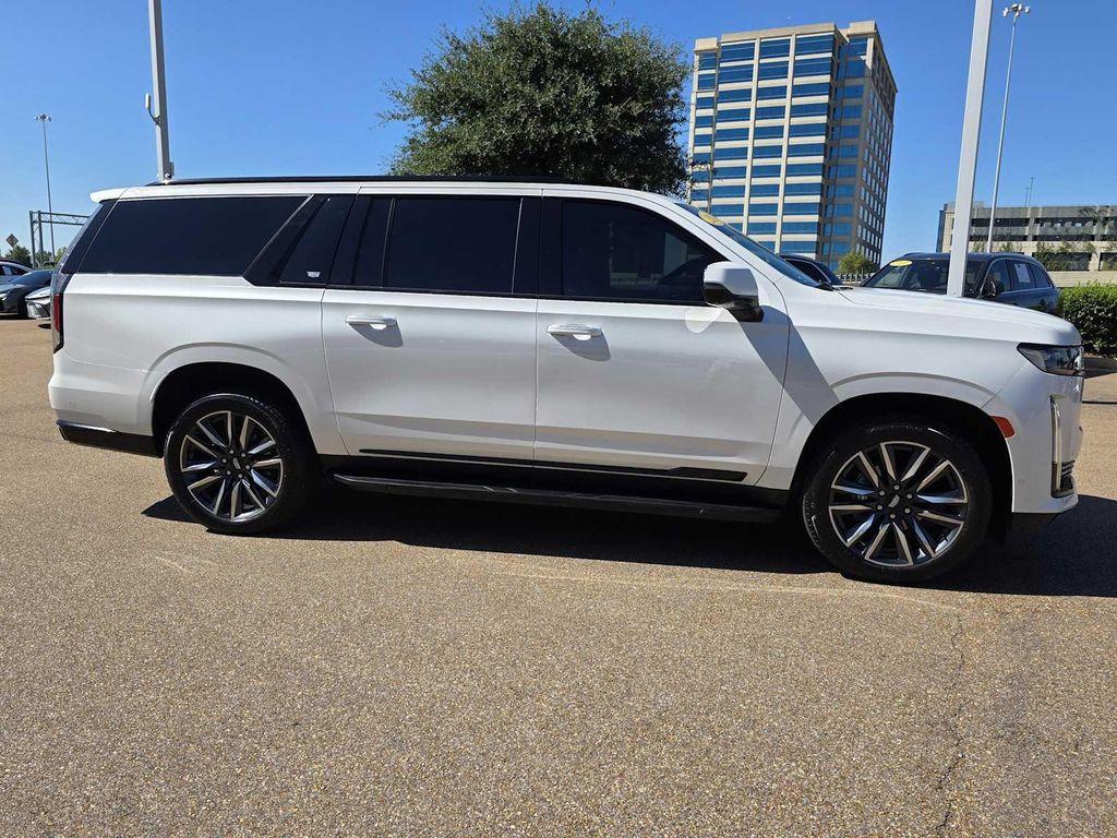 used 2021 Cadillac Escalade ESV car, priced at $49,788