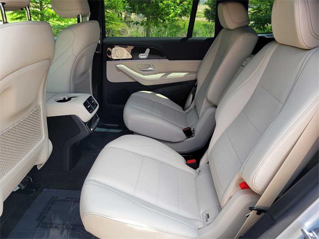 new 2025 Mercedes-Benz GLS 450 car, priced at $96,265