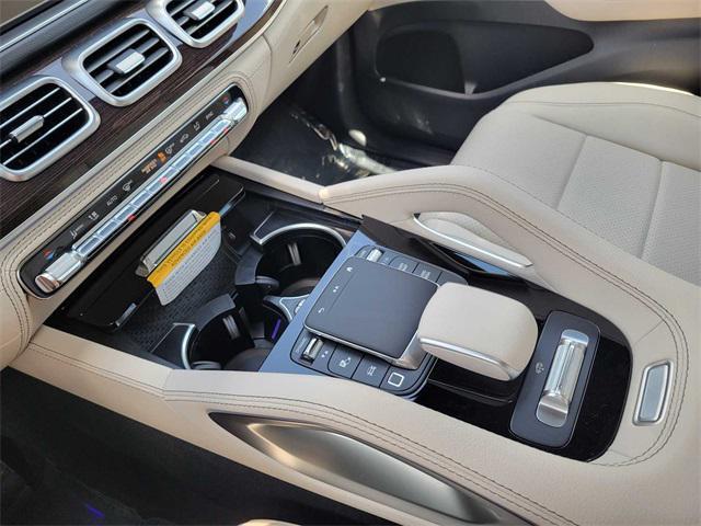 new 2025 Mercedes-Benz GLS 450 car, priced at $96,265