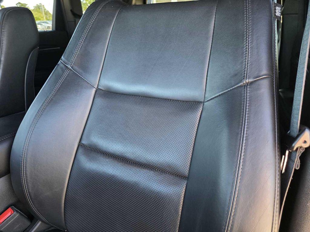 used 2020 Jeep Grand Cherokee car, priced at $18,300