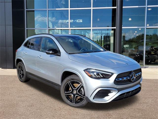 new 2025 Mercedes-Benz GLA 250 car, priced at $51,720