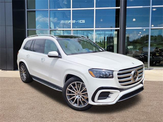 new 2025 Mercedes-Benz GLS 580 car, priced at $119,325