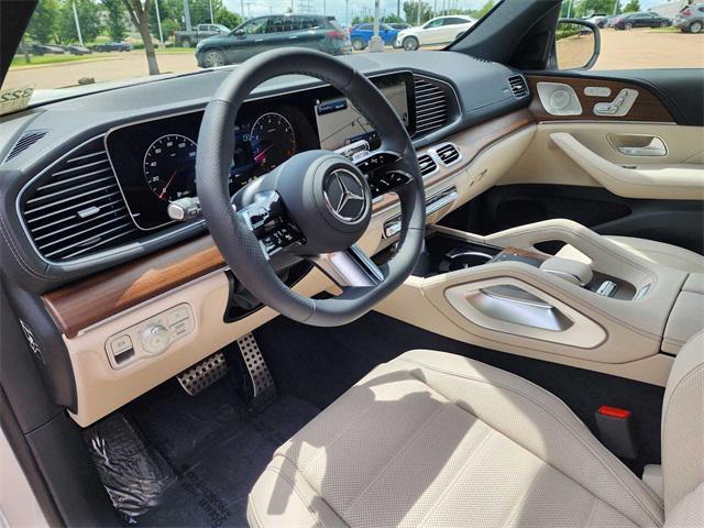 new 2025 Mercedes-Benz GLS 580 car, priced at $119,325
