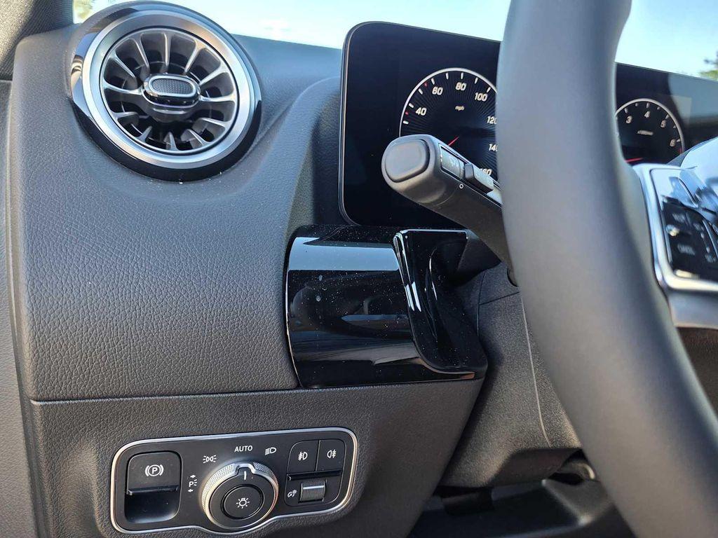 new 2026 Mercedes-Benz GLA 250 car, priced at $47,100