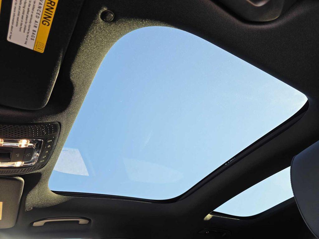 new 2026 Mercedes-Benz GLA 250 car, priced at $47,100