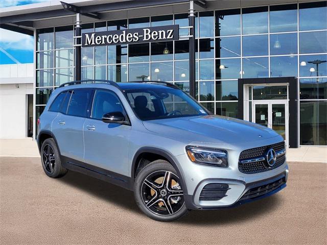 new 2025 Mercedes-Benz GLB 250 car, priced at $54,920
