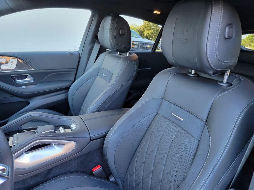 new 2025 Mercedes-Benz AMG GLE 63 car, priced at $140,195