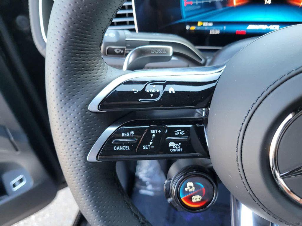 new 2025 Mercedes-Benz AMG GLE 63 car, priced at $140,195