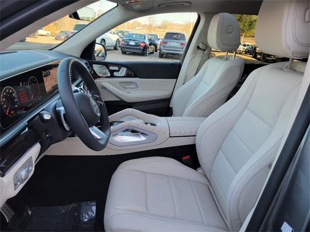 new 2025 Mercedes-Benz GLS 450 car, priced at $96,865