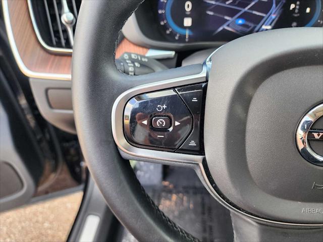 used 2023 Volvo XC60 car, priced at $36,499