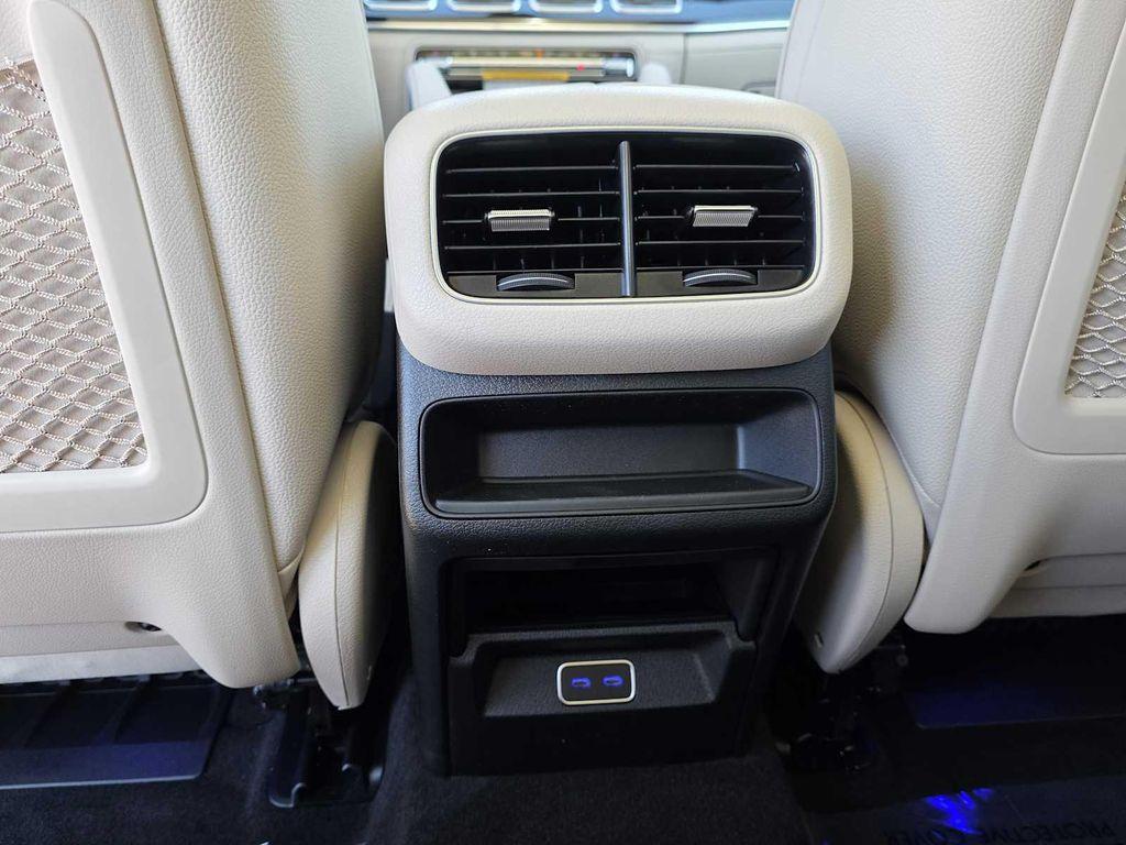 new 2026 Mercedes-Benz GLE 450 car, priced at $82,190