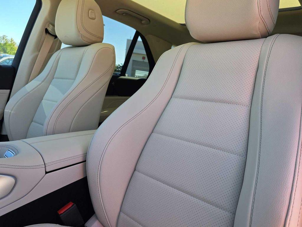 new 2026 Mercedes-Benz GLE 450 car, priced at $82,190