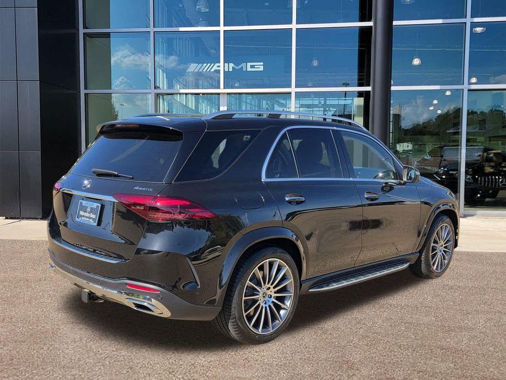 new 2026 Mercedes-Benz GLE 450 car, priced at $82,190