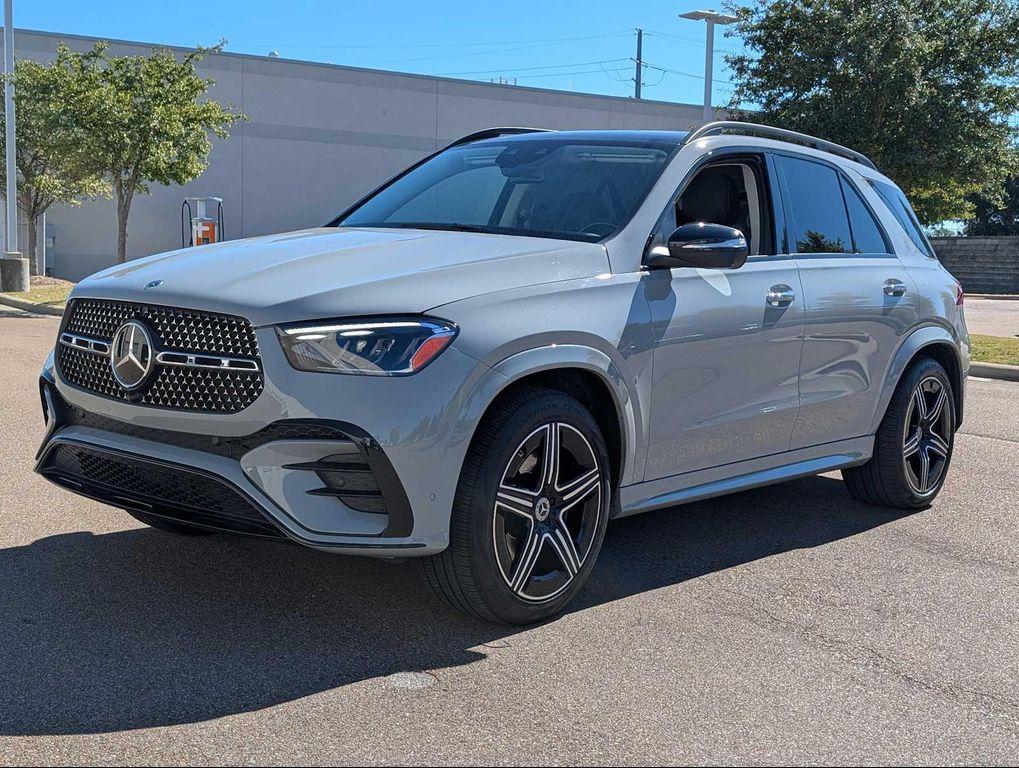 used 2024 Mercedes-Benz GLE 350 car, priced at $53,995