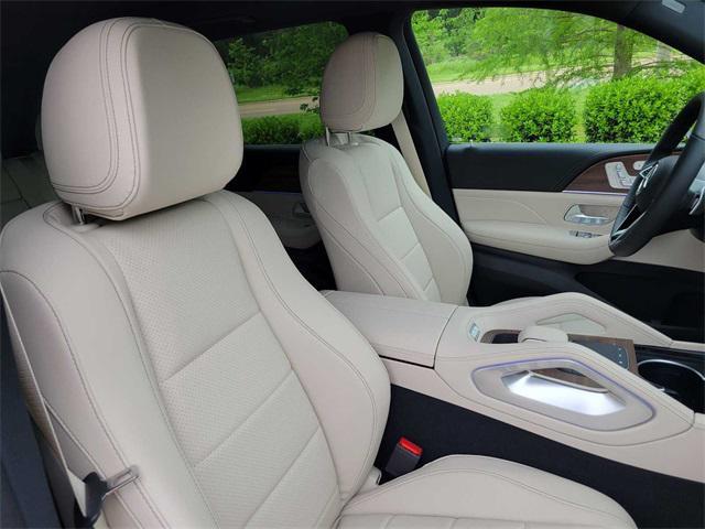 new 2025 Mercedes-Benz GLE 450e car, priced at $84,310