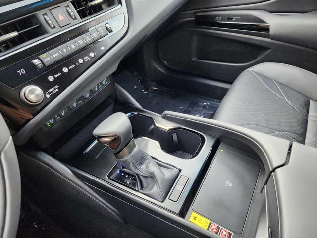 used 2024 Lexus ES 350 car, priced at $50,900