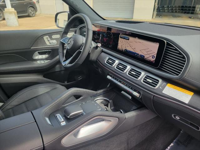 new 2025 Mercedes-Benz GLE 580 car, priced at $105,320