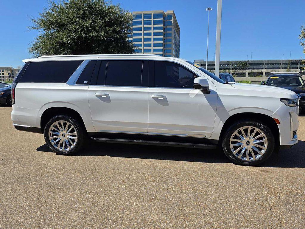 used 2022 Cadillac Escalade ESV car, priced at $52,300