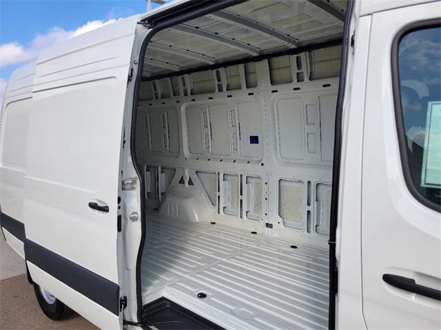 new 2025 Mercedes-Benz Sprinter 2500 car, priced at $62,690
