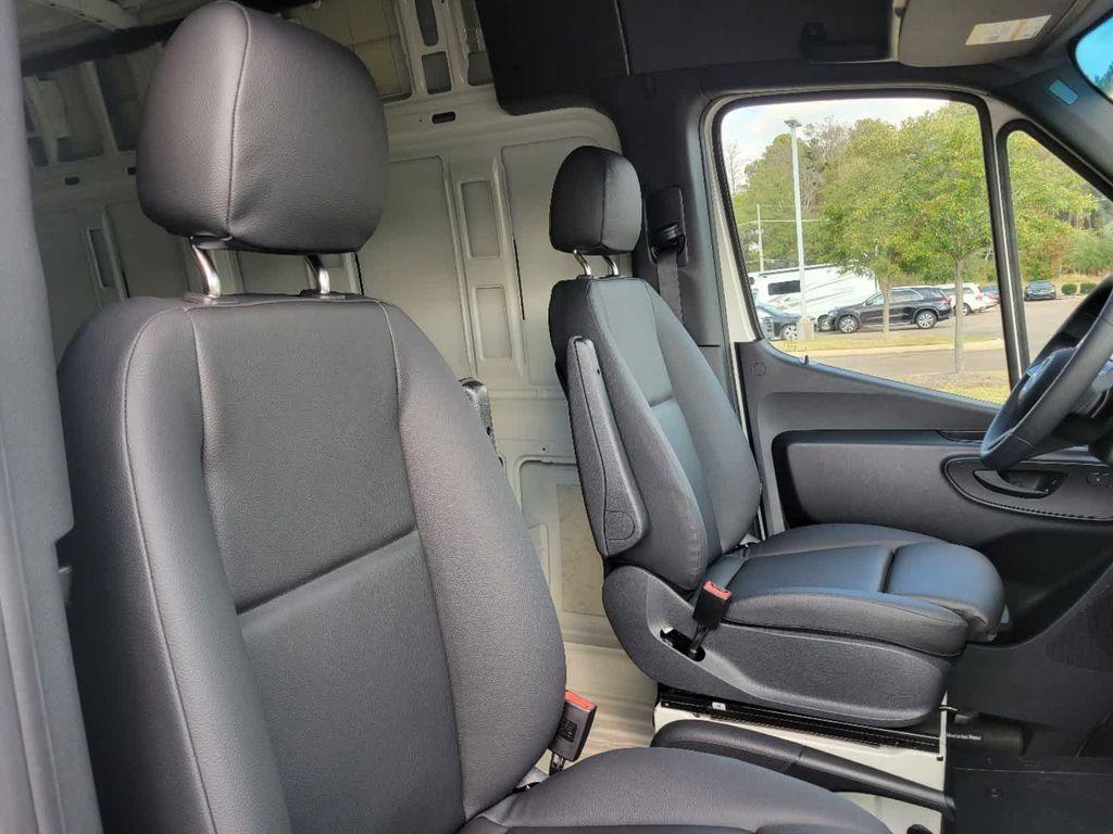 new 2025 Mercedes-Benz Sprinter 2500 car, priced at $62,690