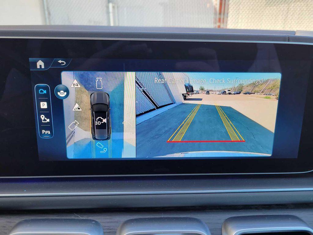 new 2025 Mercedes-Benz Maybach GLS 600 car, priced at $193,745