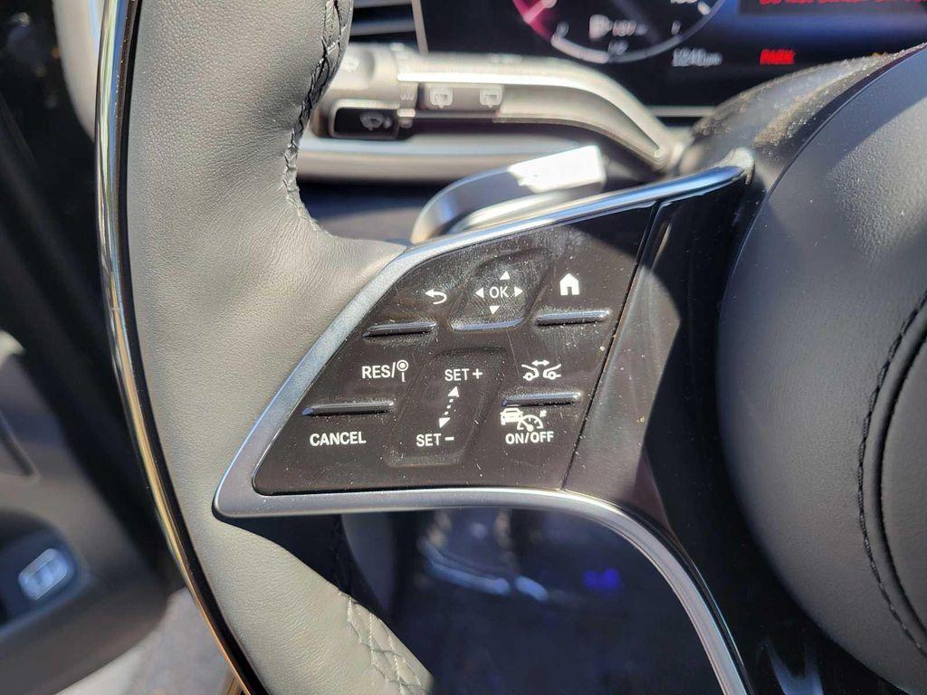 new 2025 Mercedes-Benz Maybach GLS 600 car, priced at $193,745