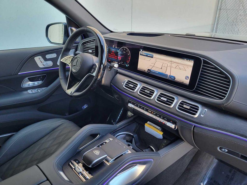 new 2025 Mercedes-Benz Maybach GLS 600 car, priced at $193,745