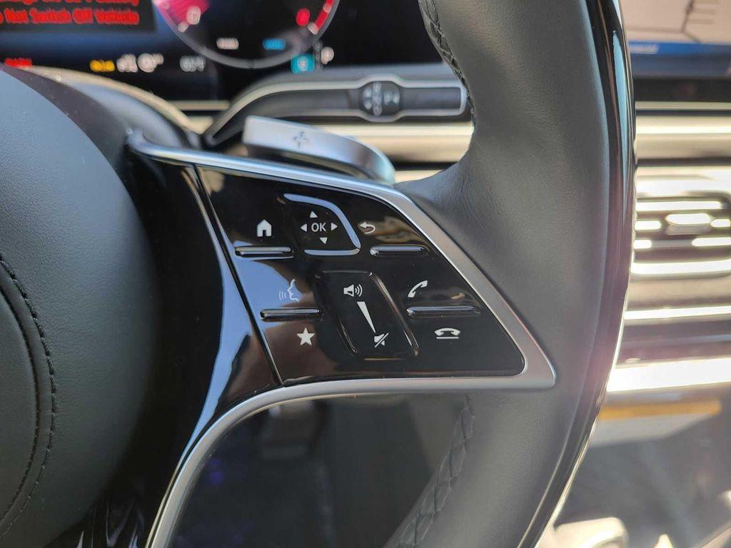 new 2025 Mercedes-Benz Maybach GLS 600 car, priced at $193,745