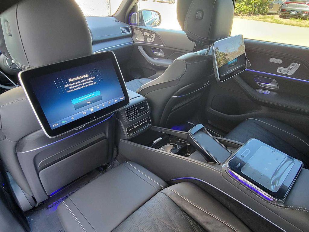 new 2025 Mercedes-Benz Maybach GLS 600 car, priced at $193,745