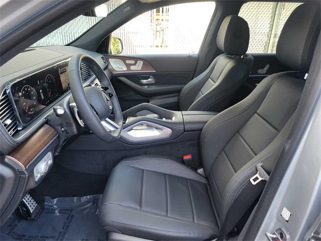 new 2025 Mercedes-Benz GLS 450 car, priced at $96,365