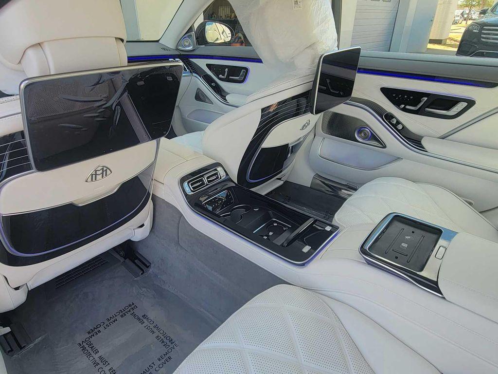 new 2025 Mercedes-Benz Maybach S 680 car, priced at $270,445