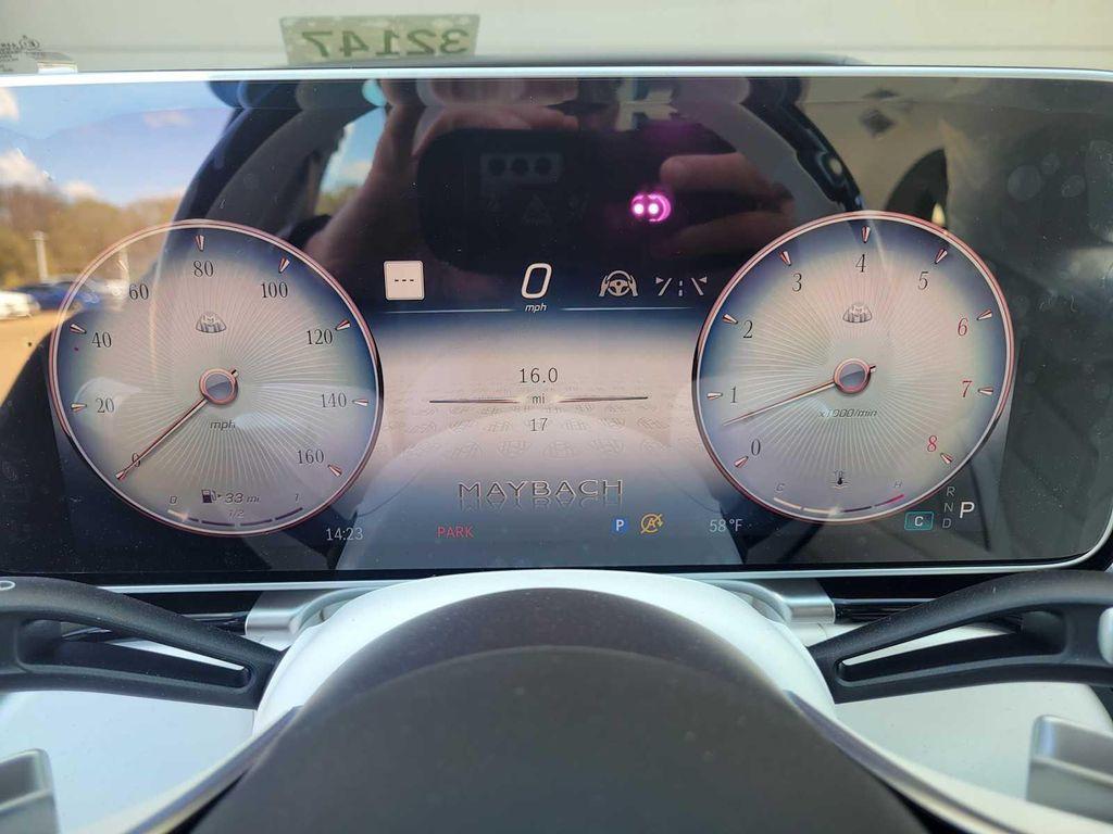 new 2025 Mercedes-Benz Maybach S 680 car, priced at $270,445