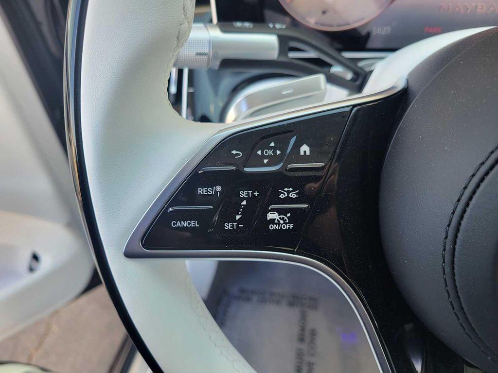 new 2025 Mercedes-Benz Maybach S 680 car, priced at $270,445