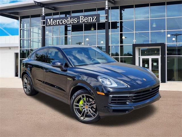 used 2022 Porsche Cayenne E-Hybrid car, priced at $57,200