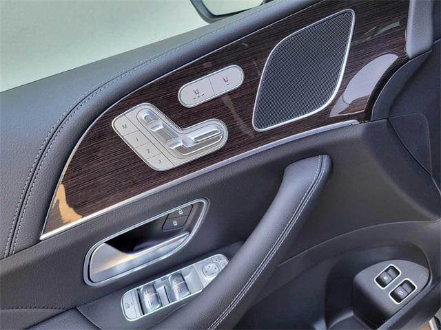 new 2025 Mercedes-Benz GLE 450e car, priced at $78,930