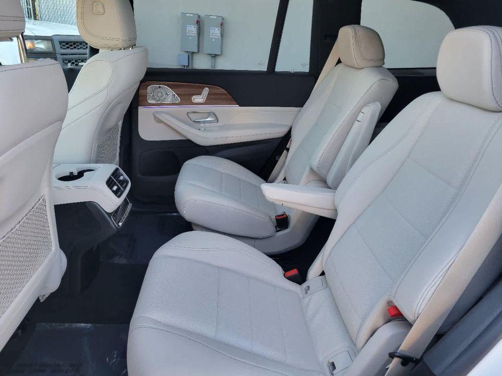 new 2025 Mercedes-Benz GLS 450 car, priced at $91,775