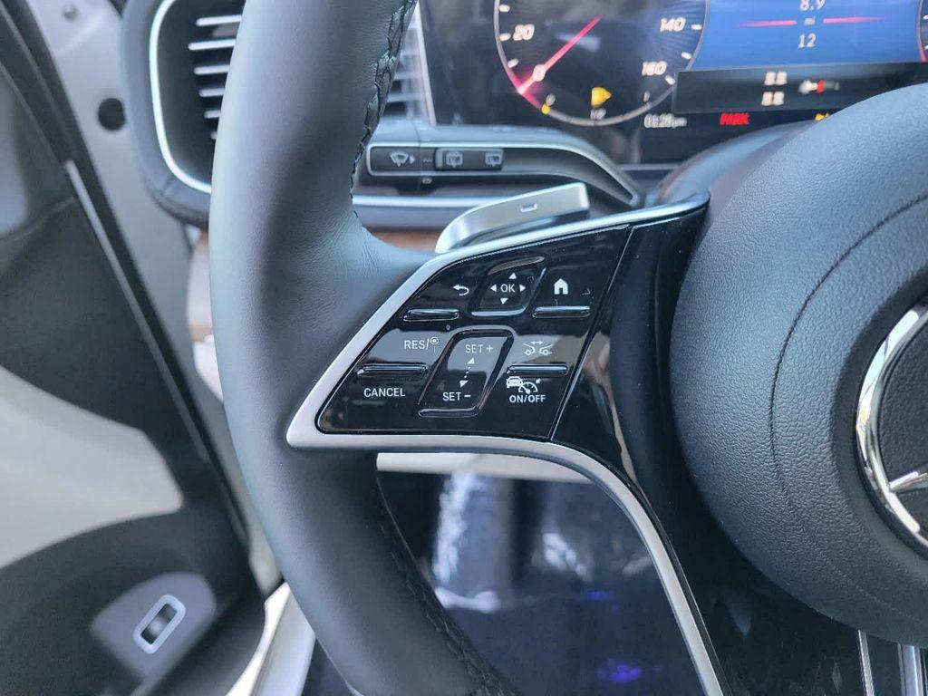 new 2025 Mercedes-Benz GLS 450 car, priced at $91,775